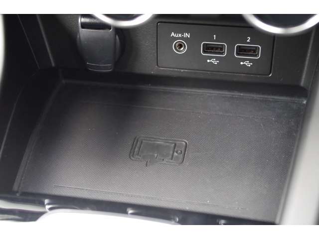 メンテナンスパックはご購入時だけのお得な点検・整備パック(有償)。点検コースと車検コースがございます。詳しくは店舗コーディネーターまでお問い合わせ下さい。