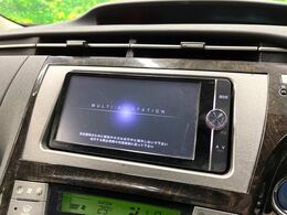 【純正ナビ】人気の純正ナビを装備。オーディオ機能も充実しており、Bluetooth接続すればお持ちのスマホやMP3プレイヤーの音楽を再生可能！毎日の運転がさらに楽しくなります！！