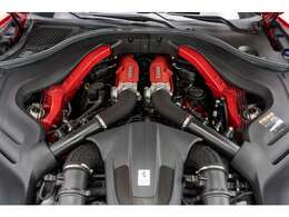 3.9L V8ツインターボエンジン。600PSを発揮します