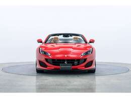 ボディカラーはRosso Corsa