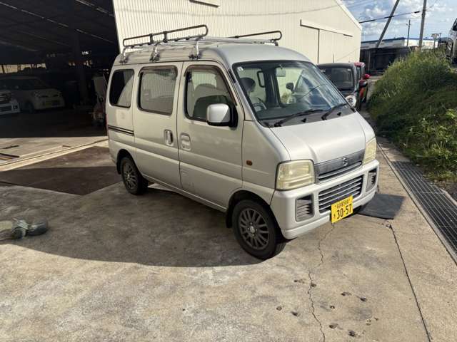 営業時間は13時～19時です。定休日は木曜日。店舗納車ももちろん可能です。（その際の陸送費用はかかりません。）住所がわかりにくい場合はお電話ください♪スタッフがご案内いたします。