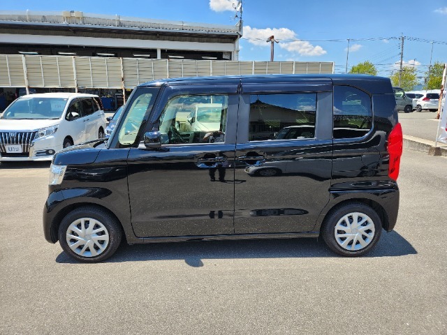 「ディーラーは新車しか置いてないから・・」「中古探しはあまり相手にしてもらえないんじゃ・・」そんな心配はご無用です☆豊富な在庫と幅広い専門知識でご案内！担当　岡田、野見山までご相談下さい♪
