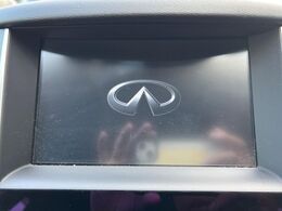 【ホログラフィックサウンドシステム付き純正ナビ】充実のナビ機能はもちろん、高度なチューニング能力が搭載されており、高音質な音楽をお楽しみいただけます♪