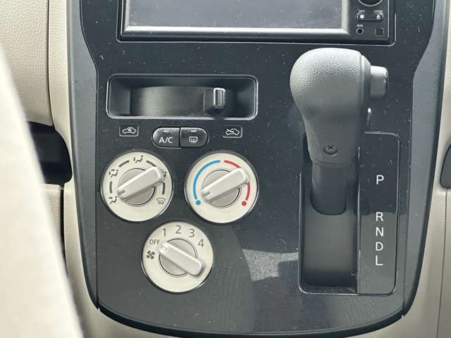 お車に関するお悩みは何でもご相談ください。購入・整備・カスタム・アフターサービスまで、当社スタッフが責任を持って対応いたします。安心してお任せください！お気軽にお問い合わせを。