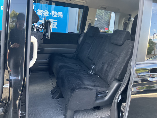 カーズ大阪が選ばれる3つのポイント！1.価格がお得！2.安くても質の高い車を！3.誠心誠意を持って丁寧にご提供購入後のアフターフォロー・サービスを実施しています！