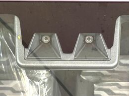 【スマートアシスト】走行中に前方の車両等を認識し、衝突しそうな時は警報とブレーキで衝突回避と被害軽減をアシスト。より安全にドライブをお楽しみいただけます。