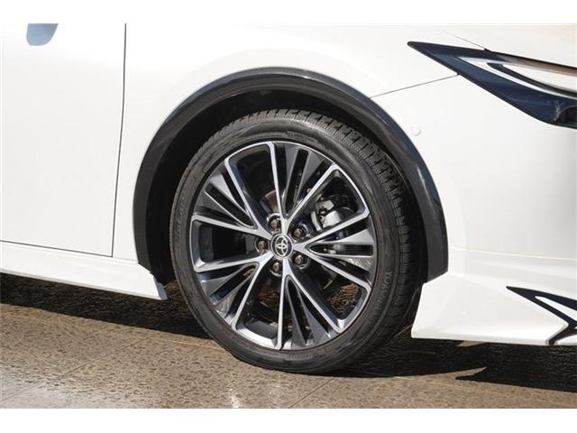 純正19インチ5本マルチスポーク切削光輝ダークグレーメタリックアルミホイール装備☆タイヤサイズは195/50R19になります☆