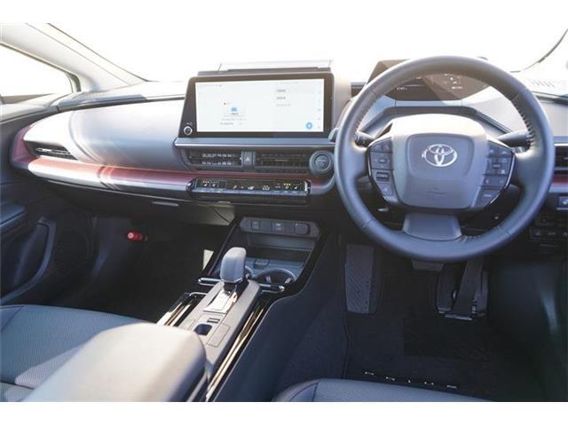 禁煙車☆低走行☆取扱説明書・保証書・スペアキー完備☆メーカー保証継承有☆