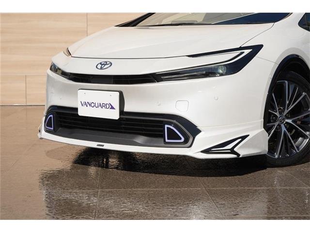 大人気ディーラーオプションのモデリスタ製フロントスポイラー・モデリスタシグネチャーイルミ装備☆モデリスタとは、純正品質ながらスタイリッシュでスポーティーにドレスアップしてくれるカスタマイズブランドです