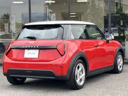 株式会社モトーレン東名横浜　【MINI NEXT】　屋内展示場、キッズルームも完備しております！！是非、ご家族でお気軽にお越し下さいませ。