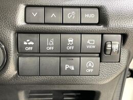 【スズキ　セーフティサポート】走行中に前方の車両等を認識し、衝突しそうな時は警報とブレーキで衝突回避と被害軽減をアシスト。より安全にドライブをお楽しみいただけます。