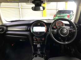 第三世代F56中期モデルのクーパーD入庫！低走行1.1万キロの良質車両！とても綺麗なお車です！オプション装備も充実しており自信を持ってオススメできる1台です！お問い合わせお待ちしております！