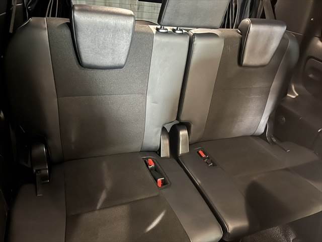 運転席側3列目シート