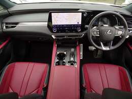 ☆人気のFスポーツパフォーマンス専用ダークローズインテリアです！☆