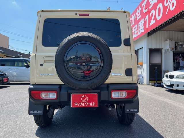 実車を画像加工無しで掲載しております。実際にご覧頂きましても、画像そのままの状態でご来店頂けないご遠方のお客様にも安心して購入できたとのお言葉を多数頂いております。