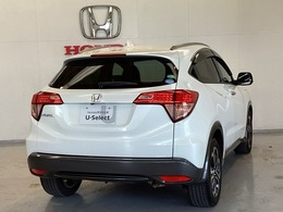 【Honda認定中古車 U-Select】　は3つの安心をお約束します。　1　Hondaのプロが整備した安心。 2　第三者機関がチェックした安心。　3　購入後もHondaが保証する安心。
