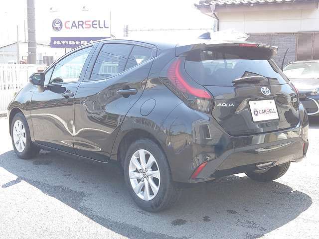 純正10型ナビ　バックカメラ　セーフティセンス　レーダークルーズ　衝突軽減　PKSB　LTA　前後クリアランスソナー　100V電源　ETC　LEDヘッド/フォグ　オートハイビーム　スマートキー　禁煙車