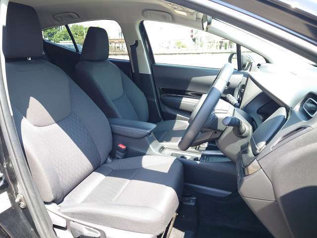 純正10型ナビ　バックカメラ　セーフティセンス　レーダークルーズ　衝突軽減　PKSB　LTA　前後クリアランスソナー　100V電源　ETC　LEDヘッド/フォグ　オートハイビーム　スマートキー　禁煙車