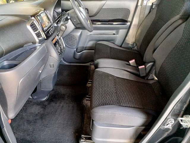 ネット、業販販売専門店の特性上、突然売約済みになる事も御座います。ご容赦頂きますようよろしくお願い致します。