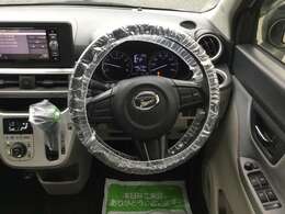 ハンドルは軽やかに回り、気持ちよく運転できます！