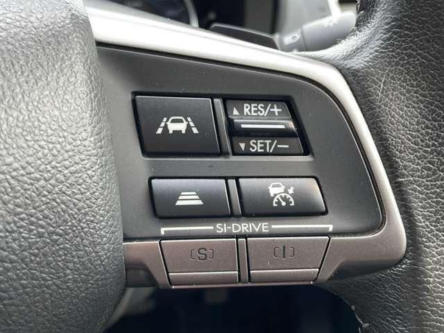 【運転席操作部】快適なドライブを楽しむための機能が装備されています！運転席から触れるので、使いやすいです！除菌プランいれていただくと、さらに清潔で安心していただけます！