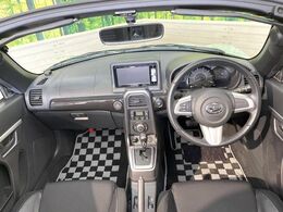 グループ総在庫数約30，000台！！全国の系列店からメーカー・車種問わずご紹介出来るので、あなたにピッタリのお車が見つかるはずです♪まずはお問い合わせ下さい☆