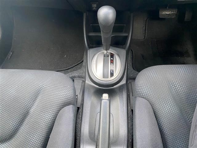 店頭在庫以外にも全国約4万台※の在庫から、ぴったりな1台をご提案します！※2023年10月現在の在庫台数です。売約済の可能性があります。