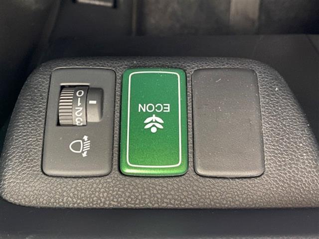 店頭販売もしておりますので、先に在庫が無くなってしまうこともございます。気になる車はまずはお問い合わせください！