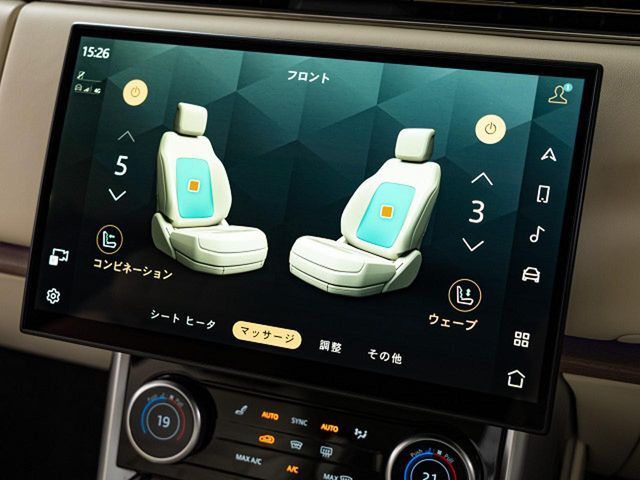 前席シートクーラー＆ヒーター、後席シートヒーター搭載！季節のよっては欠かすことのできないポイントの高い装備と言えます！ナビ画面で前後席共に操作可能。前席に搭載のマッサージ機能で快適性を更に向上！