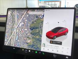 【純正ナビ】一体感のあるナビは、高級感ある車内を演出してくれます。Bluetooth再生などオーディオ機能も充実しておりますので、運転もより楽しめます♪