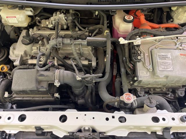親切・丁寧な専門メカニックスタッフが応対！・車検・点検整備・事故等の修理などアフターサービスも安心。お車のカスタマイズもネクステージのサービススタッフまでご相談ください！