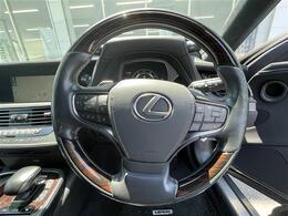車両販売と整備・保証・クリーニングなどのサービスを自由にお選び頂けます。サービスは必要な分だけお選び下さい。