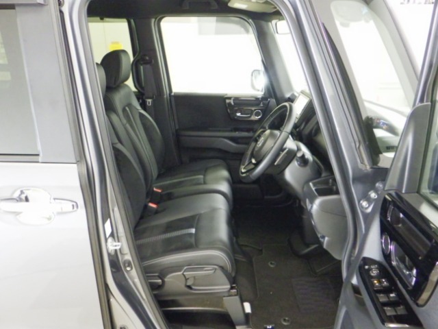 【禁煙表記について】　タバコを含めた車内のニオイに関しては、個人の主観となる為、ご来店時にお客様に確認して頂いておりますので、ご了承下さい。