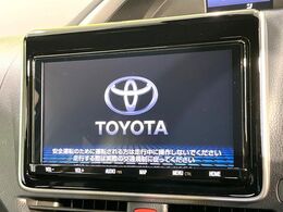 【純正9型ナビ】人気の純正ナビを装備。オーディオ機能も充実しており、Bluetooth接続すればお持ちのスマホやMP3プレイヤーの音楽を再生可能！毎日の運転がさらに楽しくなります！！