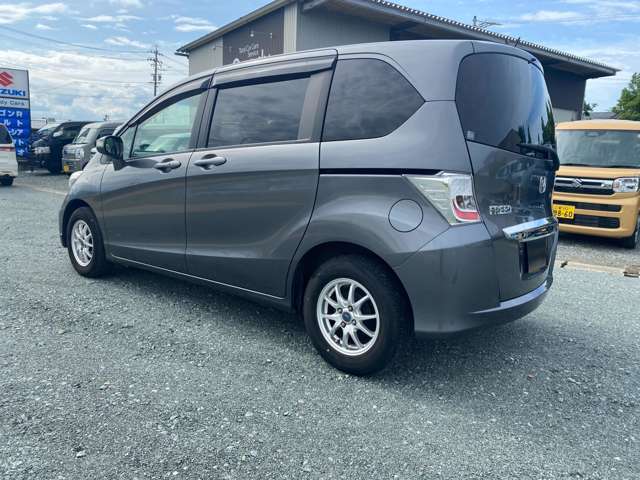 新車・届出済み未使用車・中古車を取り揃えております。お気軽にお立ち寄りください♪