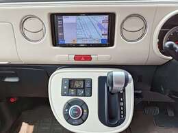 社外ナビ　ワンセグ　LEDヘッドライト　LEDフォグ　オートエアコン　電動格納ミラー　ETC　ルーフレール　スマートキー　エコアイドル　純正アルミ