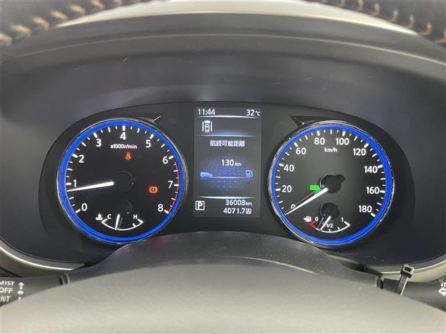 【スピードメーター】メーターがシンプルで見やすく運転しやすいですね！
