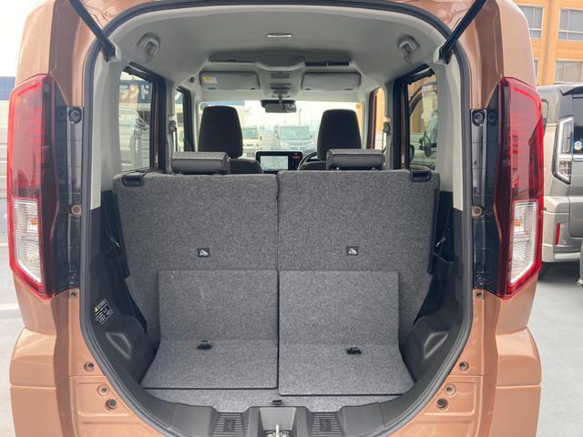 法定点検整備をしまして納車をさせて頂きます。オイル交換も、もちろんさせて頂きます。