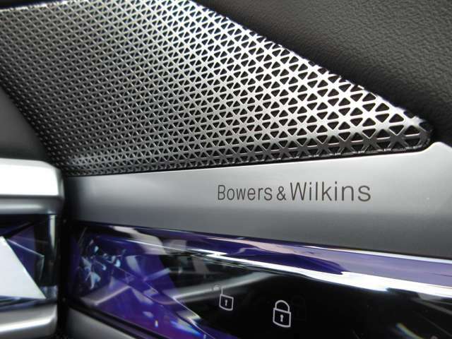 Bowers＆Wilkinsのスピーカーが装備されています。