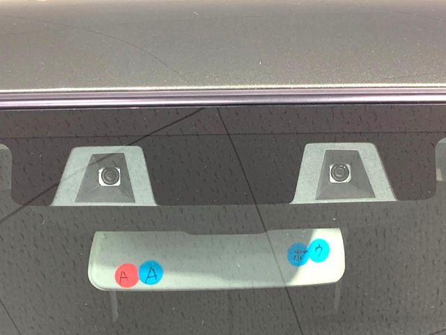【スズキ　セーフティサポート】走行中に前方の車両等を認識し、衝突しそうな時は警報とブレーキで衝突回避と被害軽減をアシスト。より安全にドライブをお楽しみいただけます。