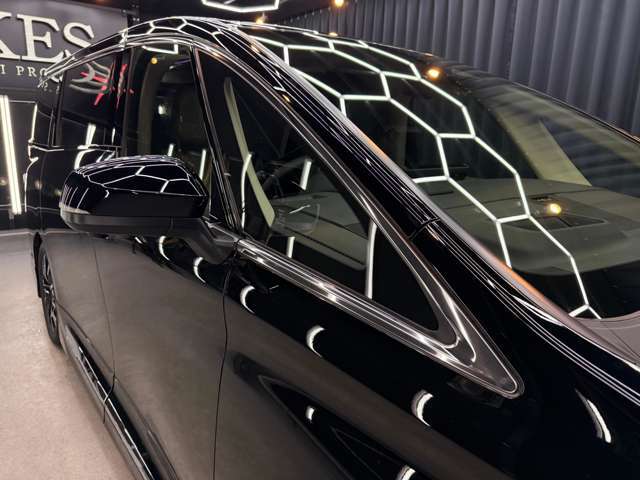 高級感あるデザインに先進安全機能を融合、存在感と安心感を両立