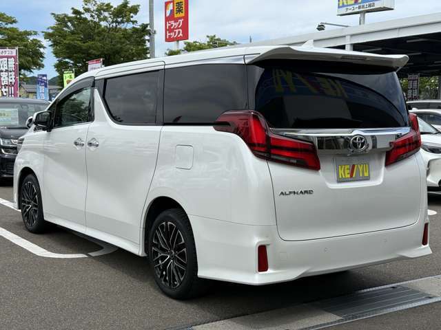 現金でのお支払いはもちろん、クレジットも可能です♪お客様のご希望にあった支払いプランをシミュレーションできます。新車に関しては低金利でのご案内が可能☆新車も中古もお任せ下さい☆