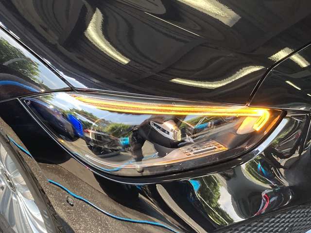 独自ルートにより、国産車・輸入車各ブランドのお車を高価下取をさせて頂きます。高年式車、低走行車、大切に扱っていたお車など、最大限努力させて頂きます！まずはご相談下さいませ。