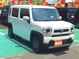 新車と同様の保証（有料）がつけられます。また各地域の店舗に最新の大型整備工場とプロメカニックが常駐しておりアフターメンテナンスもお任せください。