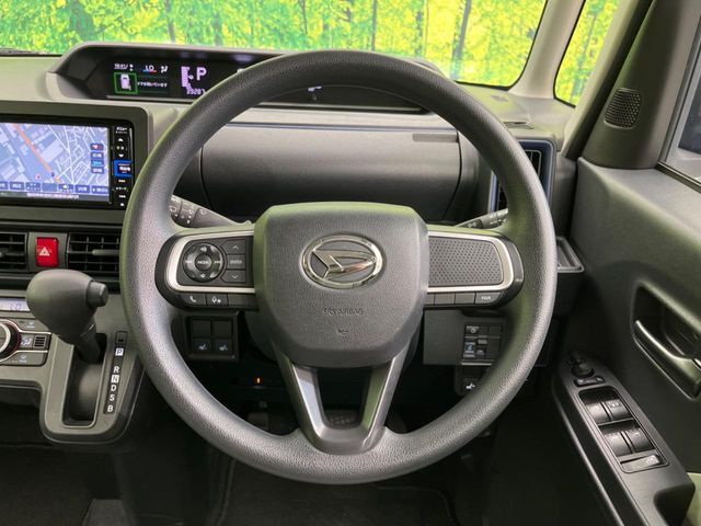 【ステアリングスイッチ】運転中、前方から目線をそらすことなく、オーディオ等の操作が可能な便利機能！安心＆快適なドライブを演出してくれます♪