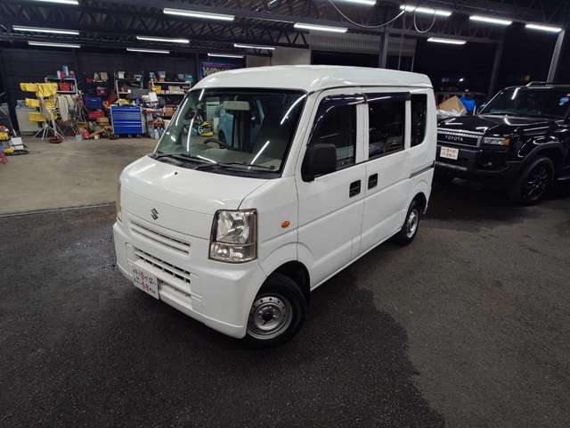 常時在庫200台以上あります。当店は厳選仕入れをしております。輸入車　国産車　注文車　納得のいく、お客様のお探しのいいお車がきっと見つかります。☆直通TEL052-619-6662☆