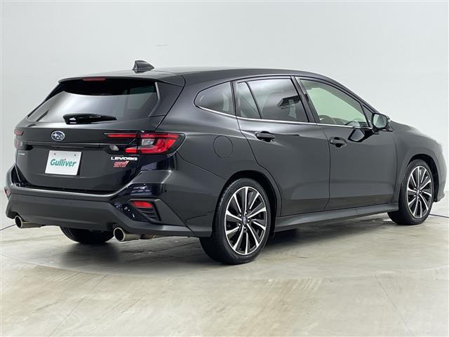 【右斜後】ガリバーの保証は、走行距離が無制限！電球や消耗品、ナビ等の社外品も保証対象。末永いカーライフに対応する充実した保証内容（保証期間によって保証内容は変わります。)