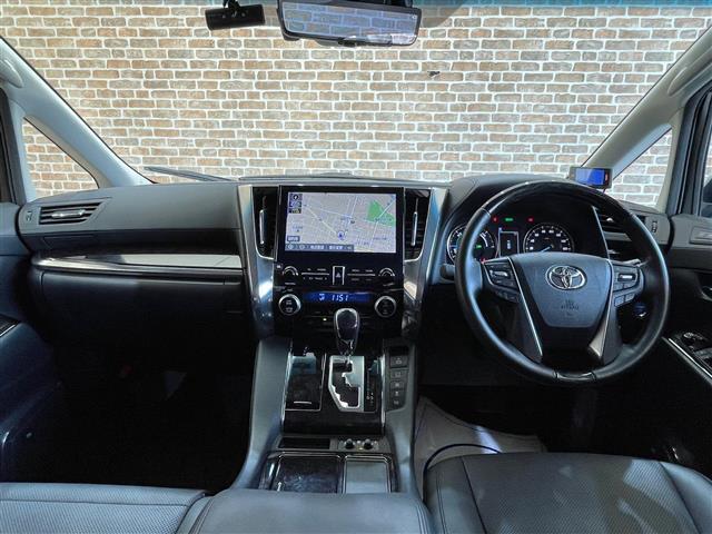 店舗にて現車の確認もいただけますので、お電話で在庫のご確認の上是非ご来店くださいませ！！！
