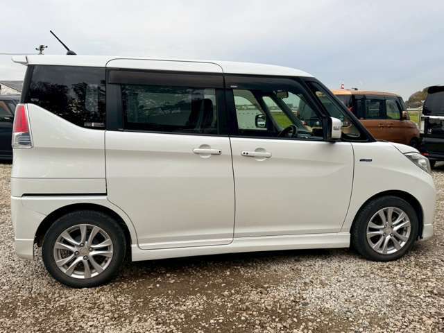 SELECT GARAGEでは一台一台愛情を込めて丁寧にクリーニング・洗車させていただきます♪