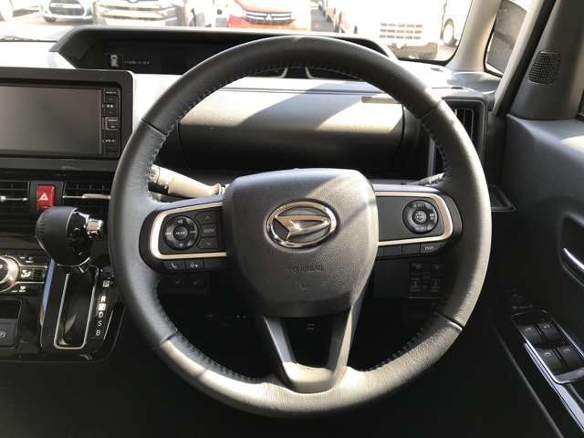 新車・中古車の販売はもちろん車検・整備・板金塗装・修理・任意保険・下取買取査定等何でもお気軽にご相談ください。スタッフ一同全力で、お客様のカーライフをトータルサポート致します！